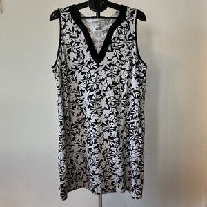 Lands' End Gray and White Floral Dress